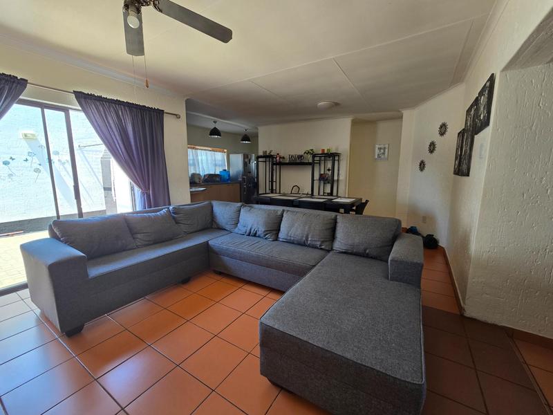 2 Bedroom Property for Sale in Vaalpark Free State